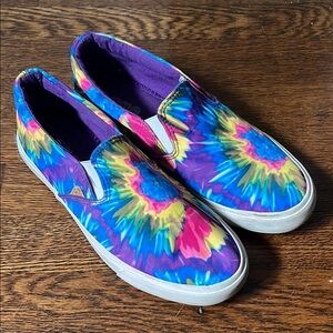 Lamo Vibrant Tie-Dye Slip-On Shoes
